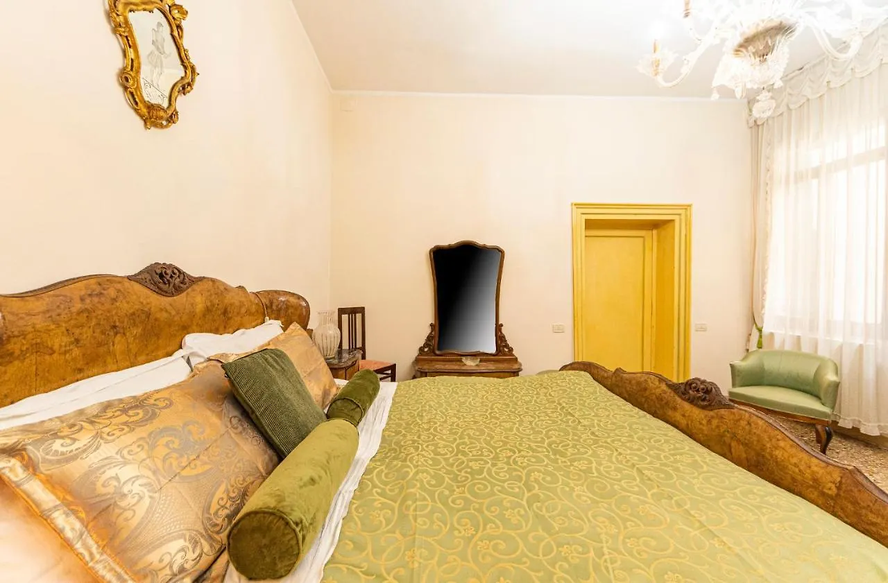 Appartamento CASA VESCOVO, free Wi-Fi near San Marco Square Venezia